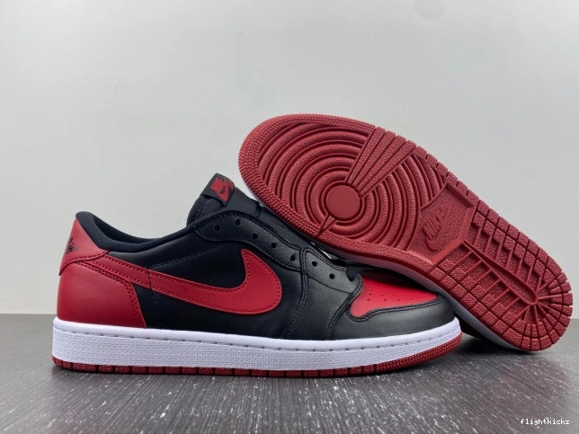 Air Retro Bred Low Jordan 705329-001 1 0714